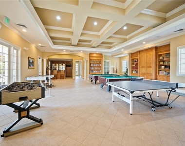 8904 Legacy Court - Photo Thumbnail 5