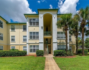 8904 Legacy Court - Photo Thumbnail 12