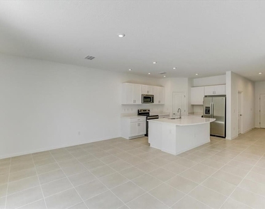 8449 Lunar Skye Street - Photo Thumbnail 5