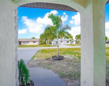 1461 Royal Road - Photo Thumbnail 5