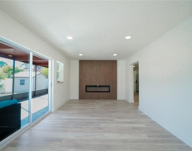 1461 Royal Road - Photo Thumbnail 23