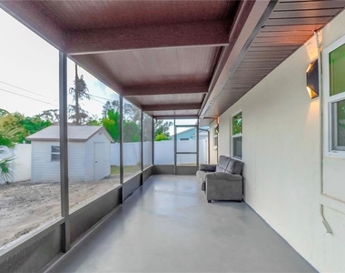 1461 Royal Road - Photo Thumbnail 39