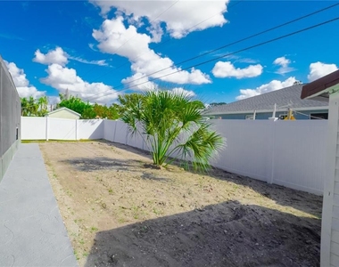 1461 Royal Road - Photo Thumbnail 46