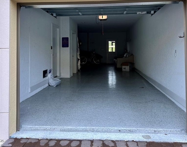5569 Cannes Circle - Photo Thumbnail 10