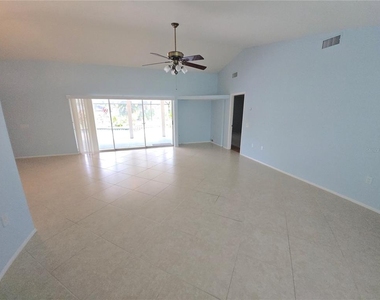 3601 Garden Lakes Clenet - Photo Thumbnail 4