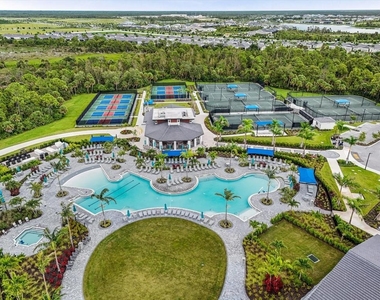 12470 Wellen Golf Street - Photo Thumbnail 44