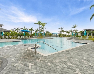 12470 Wellen Golf Street - Photo Thumbnail 52