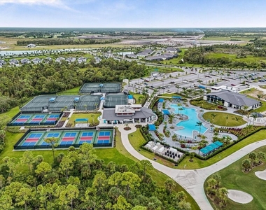 12470 Wellen Golf Street - Photo Thumbnail 43