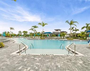12470 Wellen Golf Street - Photo Thumbnail 53