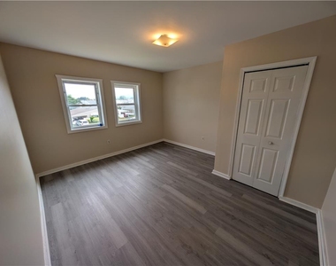 1627 Jill Street - Photo Thumbnail 7