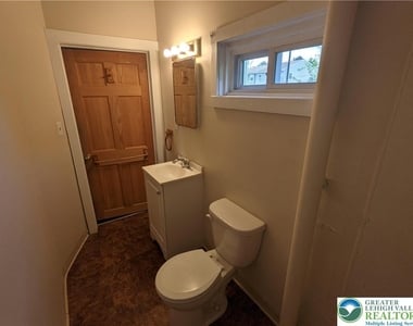 1627 Jill Street - Photo Thumbnail 5