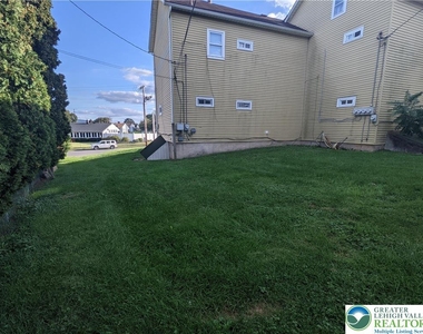 1627 Jill Street - Photo Thumbnail 13