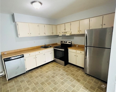 820 W Susquehanna Street - Photo Thumbnail 3