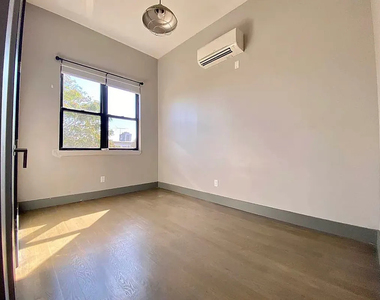 1820 Palmetto Street - Photo Thumbnail 2
