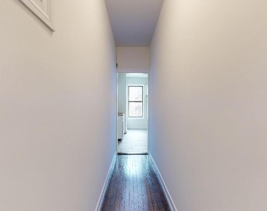 1427 York Avenue - Photo Thumbnail 3