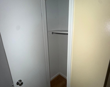Sickles Street - Photo Thumbnail 6