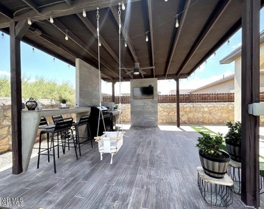 14190 Peyton Edwards Avenue - Photo Thumbnail 24