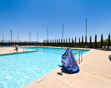 902 Bromyard Drive - Photo Thumbnail 49