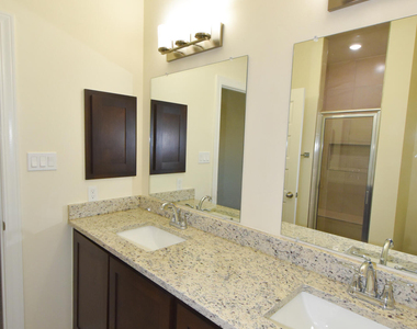 902 Bromyard Drive - Photo Thumbnail 25