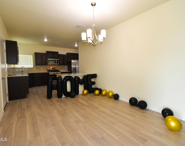 902 Bromyard Drive - Photo Thumbnail 31