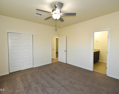 902 Bromyard Drive - Photo Thumbnail 19