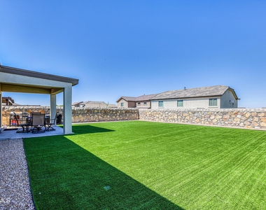 2245 Small Mountain Place - Photo Thumbnail 22