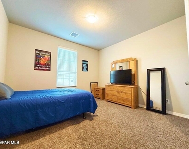 2245 Small Mountain Place - Photo Thumbnail 12