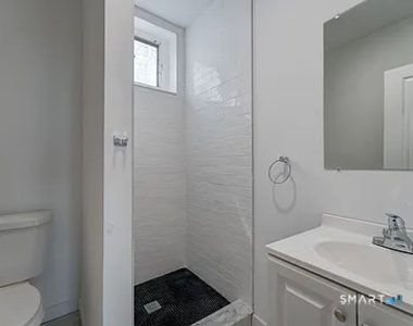 522 Elm Street - Photo Thumbnail 10