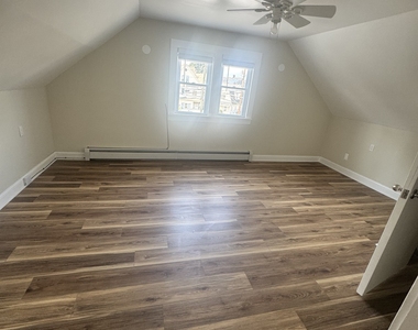 744 Park Street - Photo Thumbnail 3