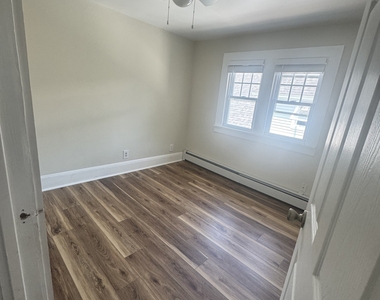 744 Park Street - Photo Thumbnail 6