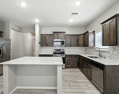 3964 Desert Nomad Drive - Photo Thumbnail 6