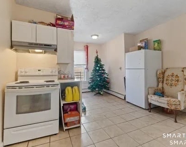 147 Martin Street - Photo Thumbnail 5
