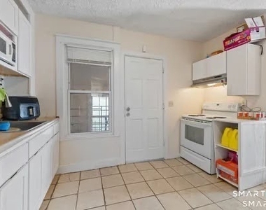 147 Martin Street - Photo Thumbnail 3