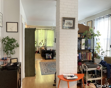 102 Mansfield Street - Photo Thumbnail 6