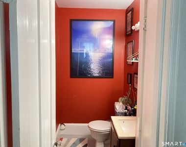 102 Mansfield Street - Photo Thumbnail 4