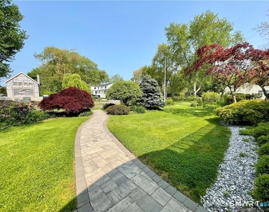 32 Tuxis Road - Photo Thumbnail 4