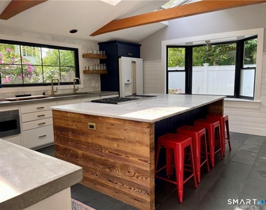 32 Tuxis Road - Photo Thumbnail 7
