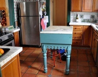 1 Cottage Street - Photo Thumbnail 2