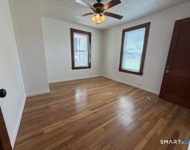 488 South Street - Photo Thumbnail 11