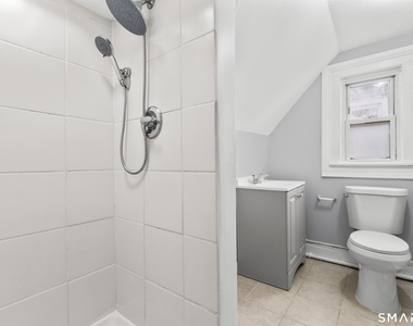 48-50 Park Terrace - Photo Thumbnail 16
