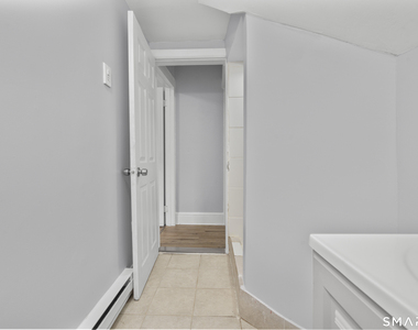 48-50 Park Terrace - Photo Thumbnail 19