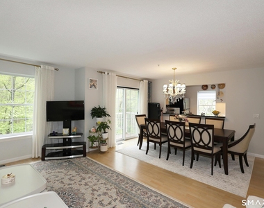 633 Danbury Road - Photo Thumbnail 4