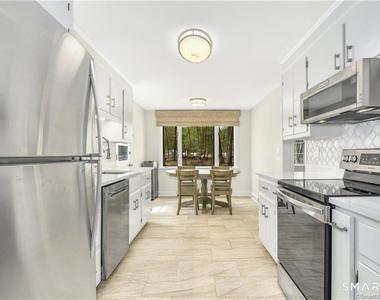 792 Smith Ridge Road - Photo Thumbnail 14