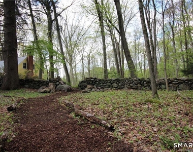 792 Smith Ridge Road - Photo Thumbnail 6