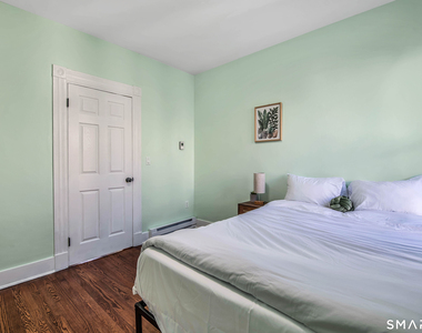 31 Canner Street - Photo Thumbnail 4