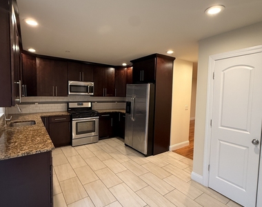 90 Ludlow Street - Photo Thumbnail 9