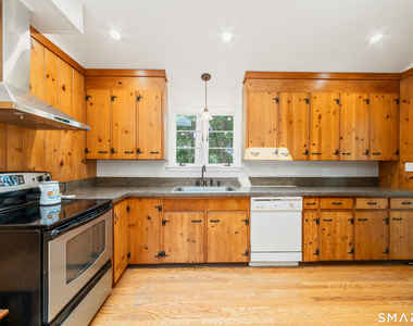 47 Terrell Road - Photo Thumbnail 6