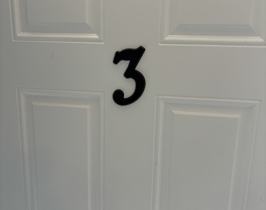 11 Roberts Street - Photo Thumbnail 1