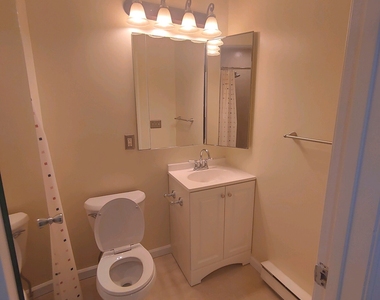 15 Highland Street - Photo Thumbnail 13