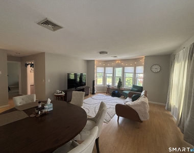 15 Highland Street - Photo Thumbnail 2